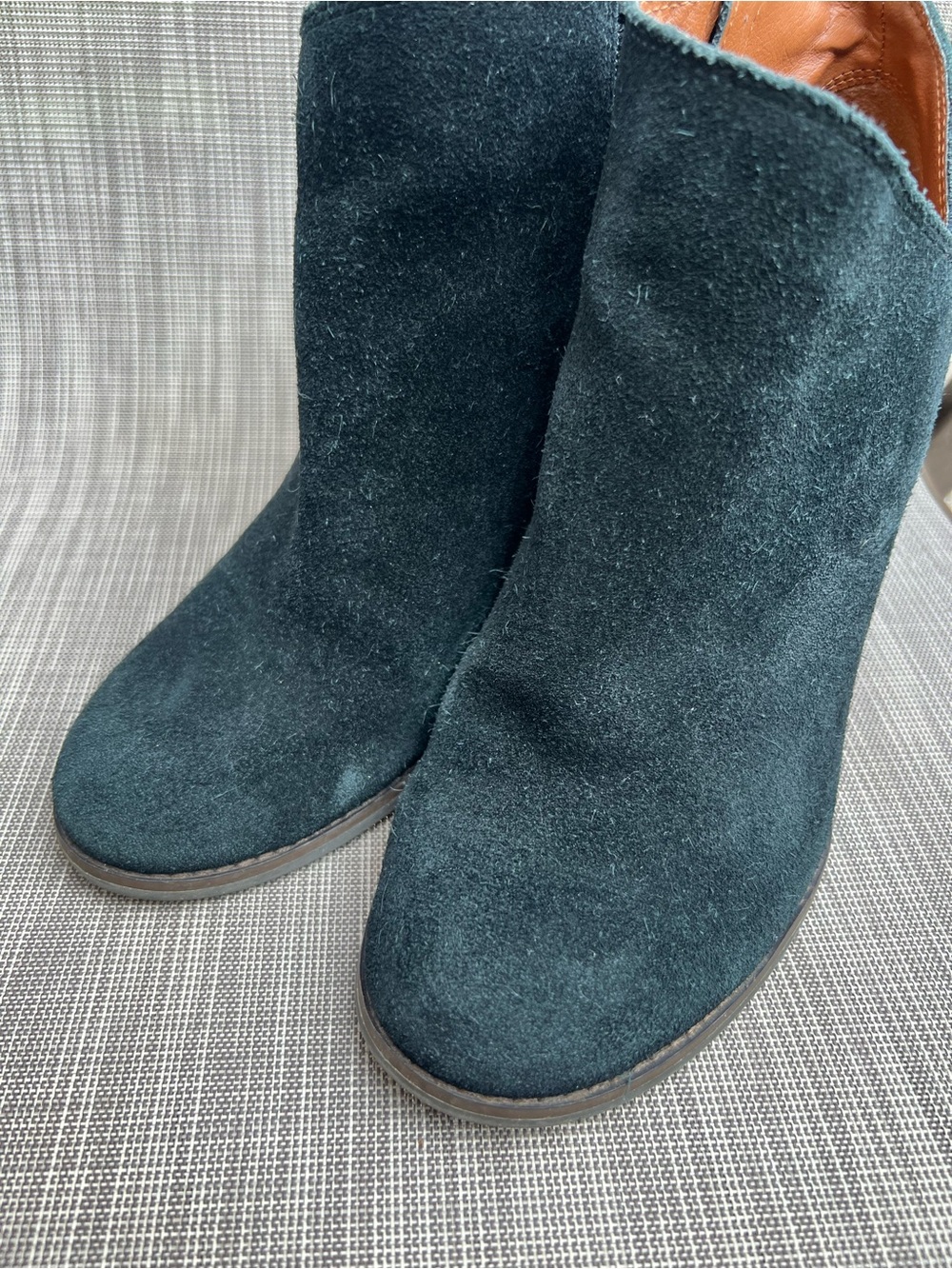 Lucky Brand Yakeena Black Suede Wedge Booties Boots Size 10 - Picture 7 of 8